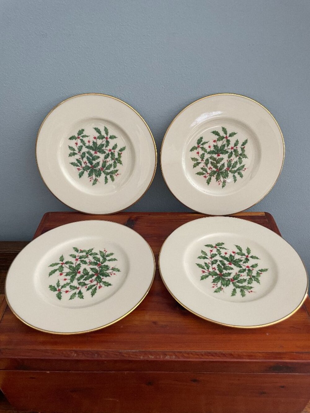 Lenox China Holly Holiday Butter Plates Set of Four Gold Trim Christmas 6.5"